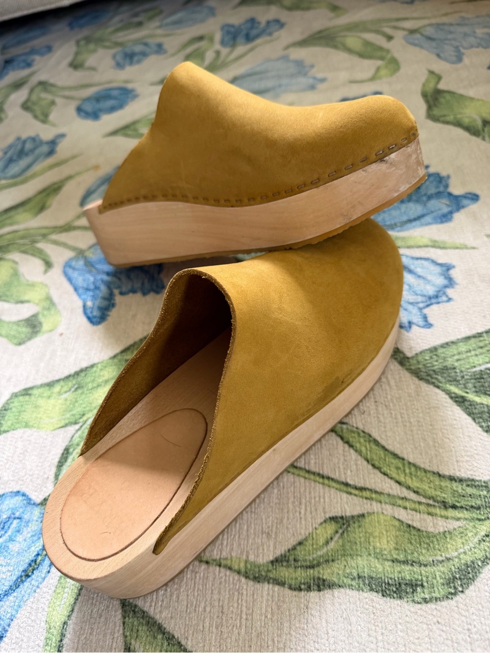 Bryr Bean Clog in Fennel - Size 40